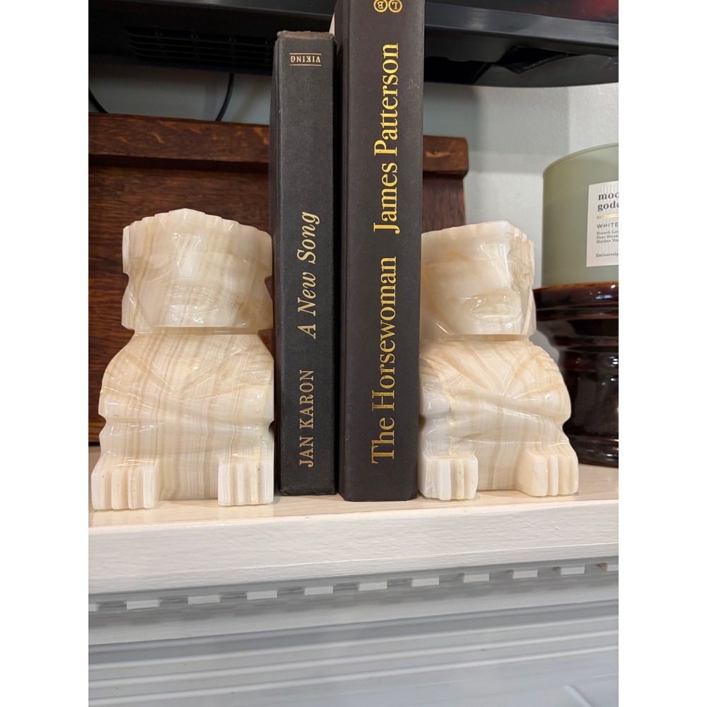 Vintage Hand Carved Onyx Mayan Aztec Stone Bookends Cream Translucent Set of 2‎
